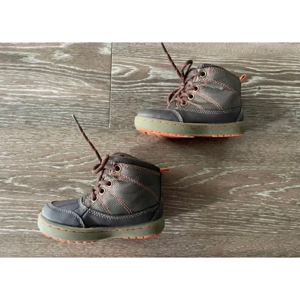 Kids boots